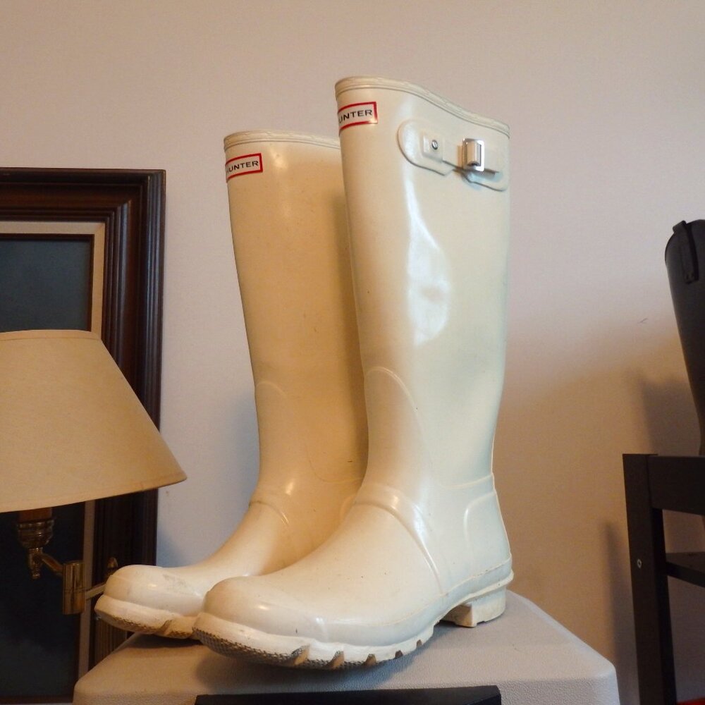 Hunter cream wellie rain rubber boots US woman 10